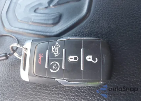 2025 Ram 1500 Laramie 4X4 5'7 Box z USA, uszkodzony, nr VIN 1C6SRFJP5SN578976